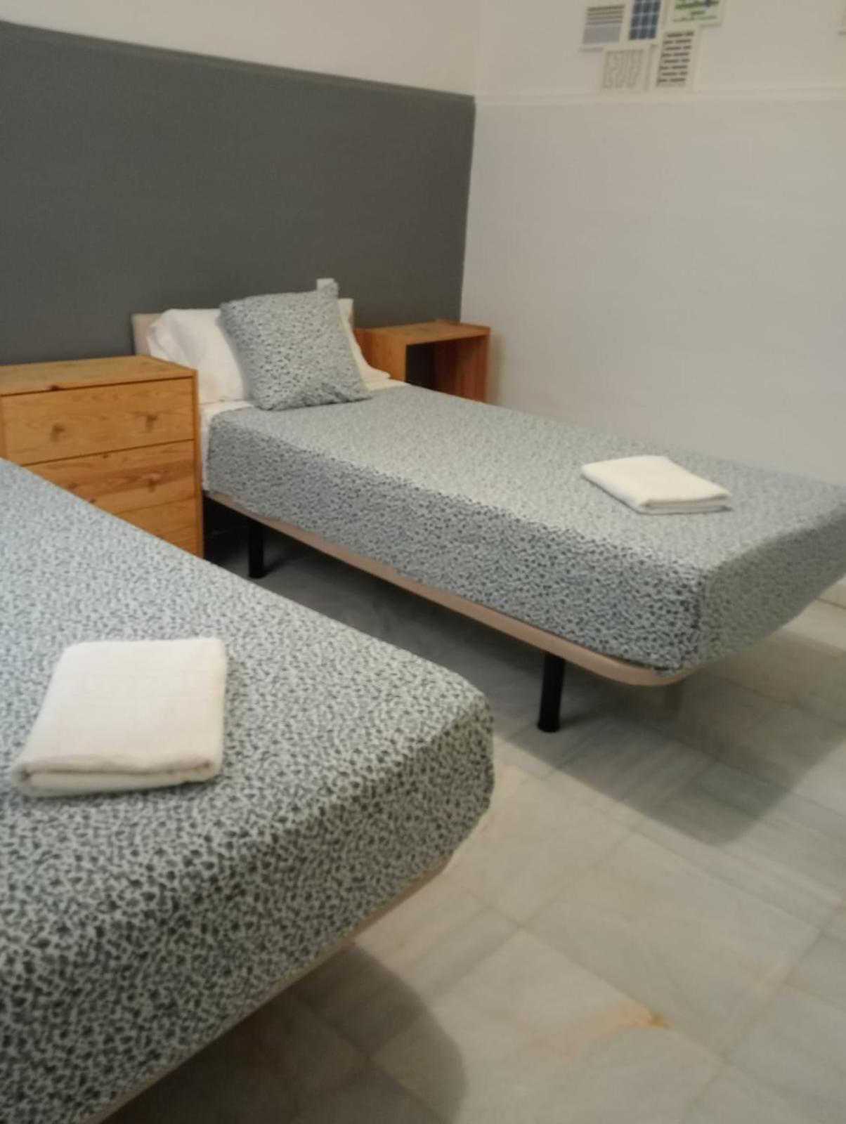 C Palacio Parking Segun Disponibilidad Sevilla Eksteriør bilde